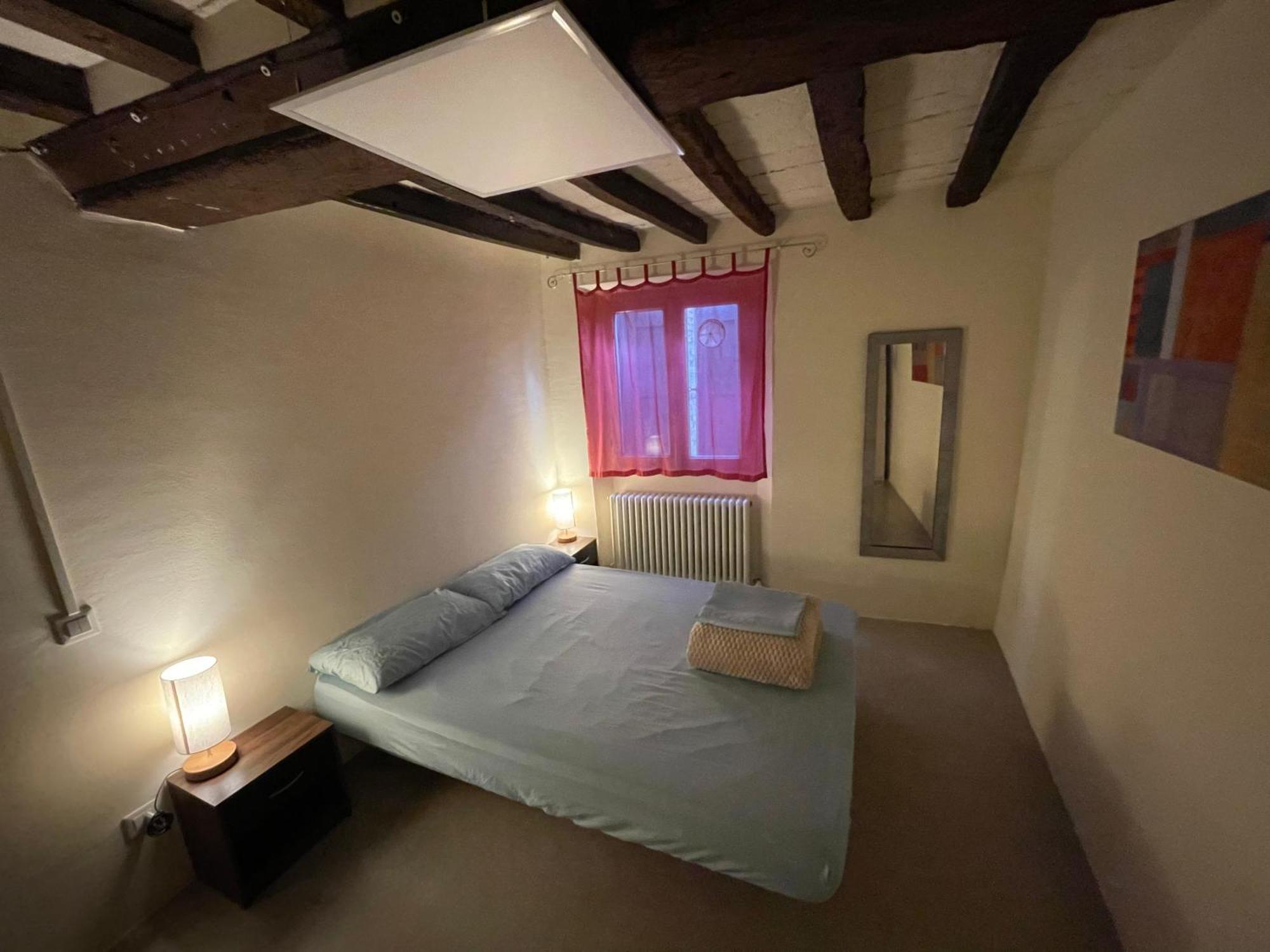 Ferienwohnung Attic In The Old Town Modena Exterior foto